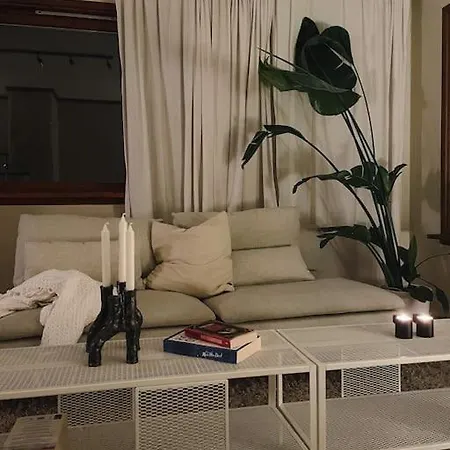 Spacious With View - 5br - Free Parking - Great Wi-fi Bergen